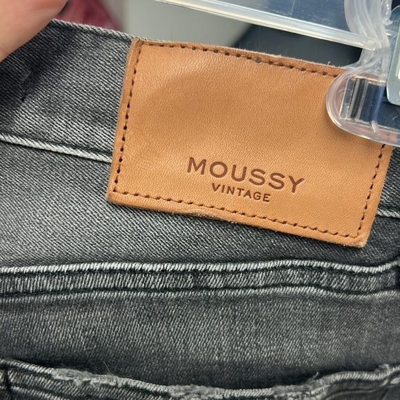 Moussy distressed faded Black Jeans - Picture 5 of 6